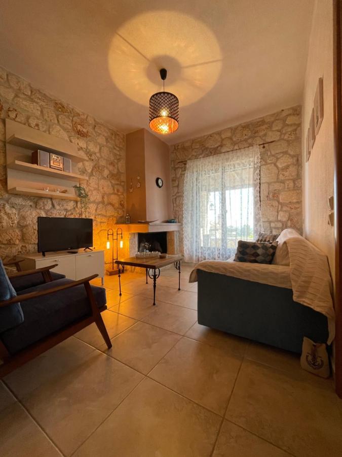 Апартаменты Helen'S Stone House Сиври Экстерьер фото