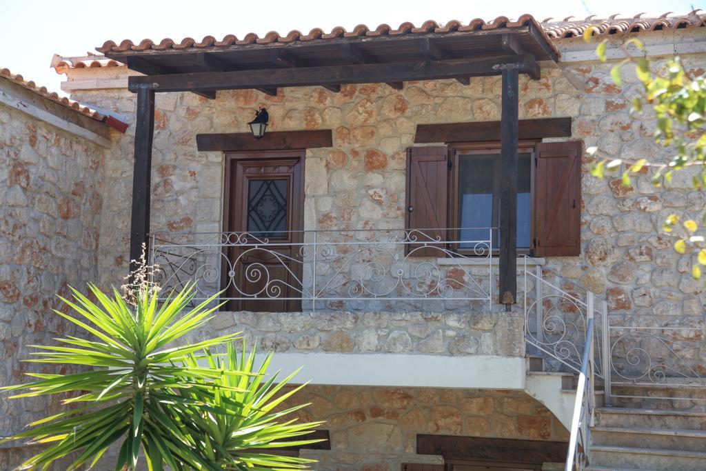 Апартаменты Helen'S Stone House Сиври Экстерьер фото